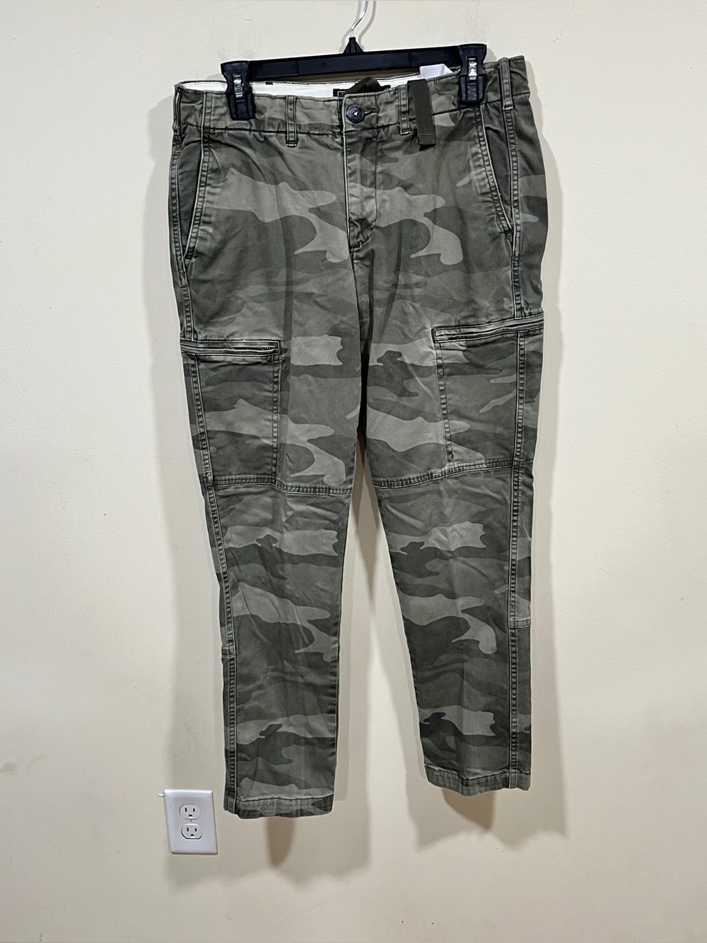 Abercrombie & Fitch VTG Cargo Pants Green Camo size 30X32 Langdon slim Y2K mens